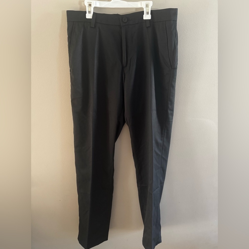 Amazon Essentials Men's Black Dress Pants 32x33